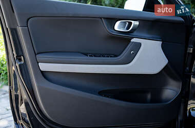 Лифтбек Polestar 2 2023 в 