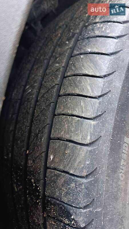 Ліфтбек Polestar 2 2022 в Києві фото 12 Ліфтбек Polestar 2 2022 в Києві