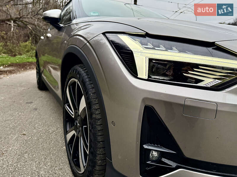 Лифтбек Polestar 2 2020 в Киеве