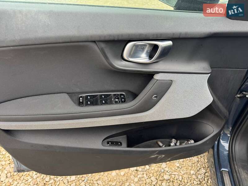 Лифтбек Polestar 2 2023 в Львове