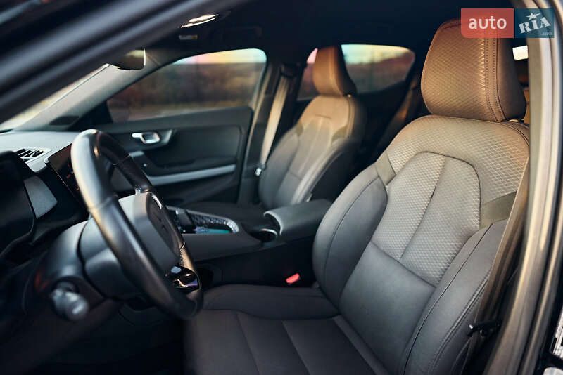 Лифтбек Polestar 2 2023 в Ровно фото 27 Лифтбек Polestar 2 2023 в Ровно