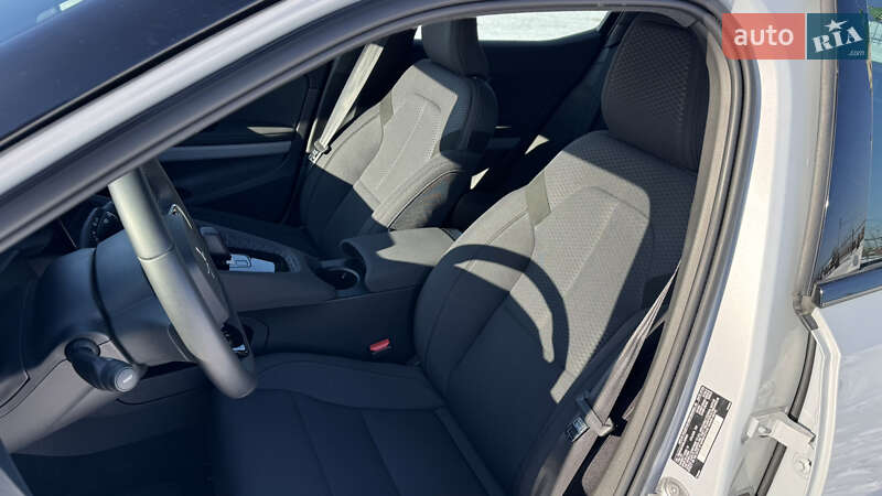 Фастбэк Polestar 2 2023 в Новояворовске