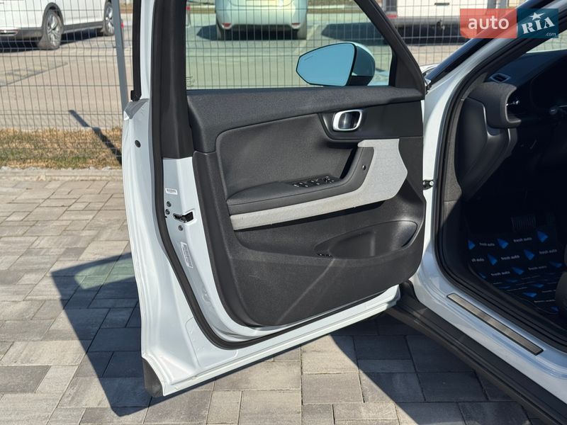 Лифтбек Polestar 2 2023 в Ровно