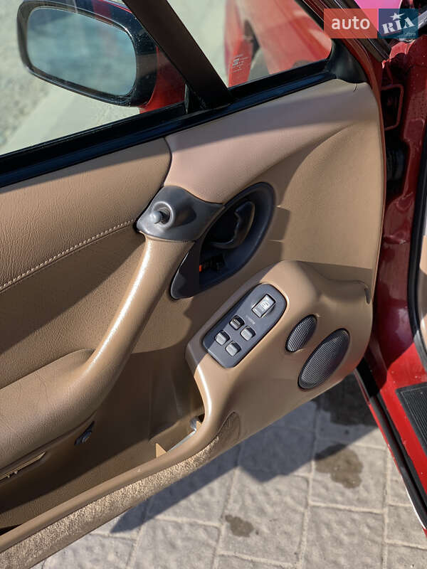 Седан Pontiac Bonneville 1993 в Ковеле