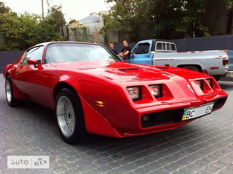 Купе Pontiac Firebird 1979 в 