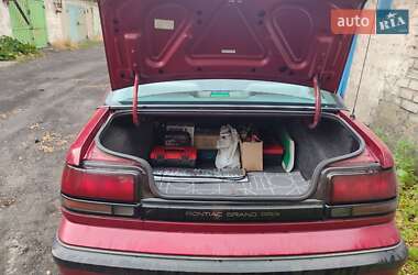 Седан Pontiac Grand Prix 1990 в 