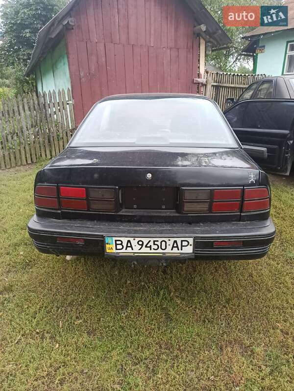 Pontiac Sunbird 1990