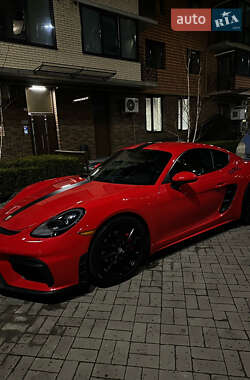Купе Porsche 718 Cayman 2017 в 
