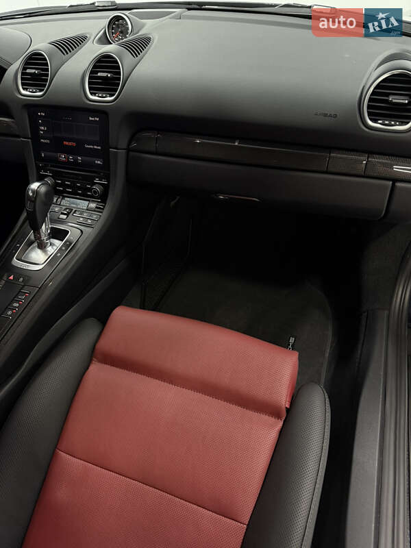 Купе Porsche 718 Cayman 2023 в Одесі фото 29 Купе Porsche 718 Cayman 2023 в Одесі