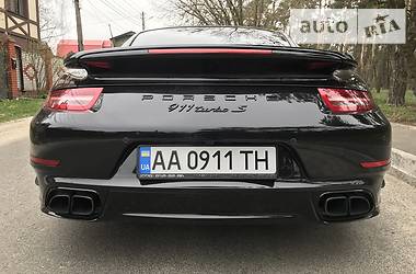 Купе Porsche 911 2015 в Киеве