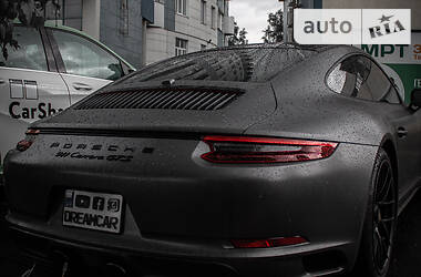 Купе Porsche 911 2017 в 