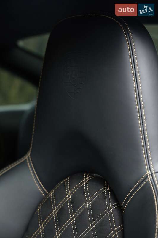 Купе Porsche 911 2008 в Днепре
