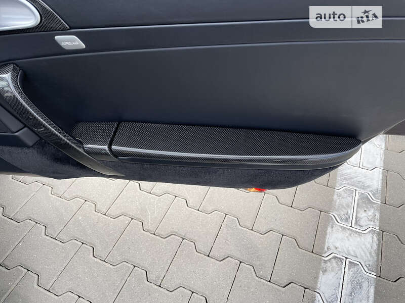 Купе Porsche 911 2008 в Киеве фото 22 Купе Porsche 911 2008 в Киеве
