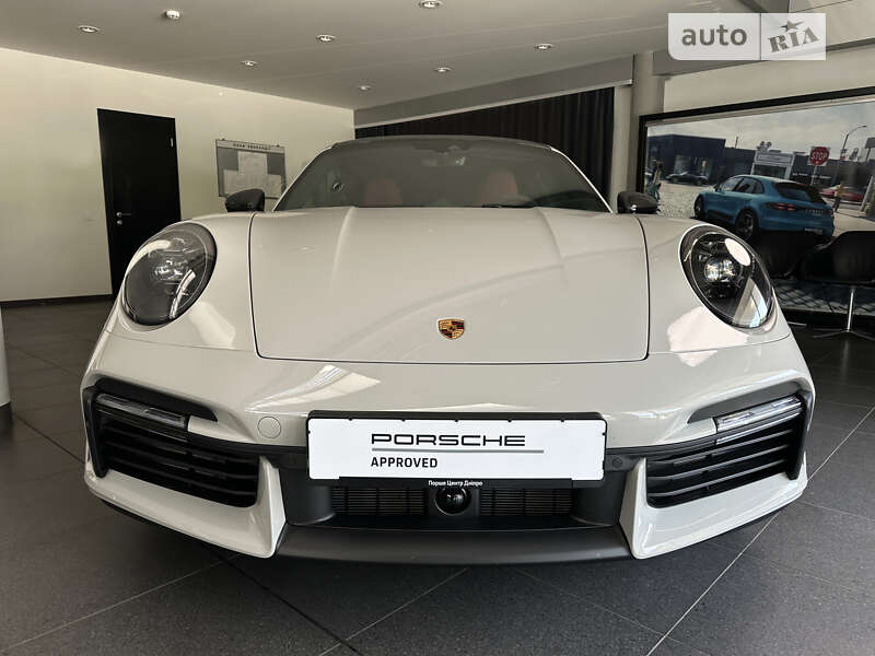 Купе Porsche 911 2023 в Дніпрі