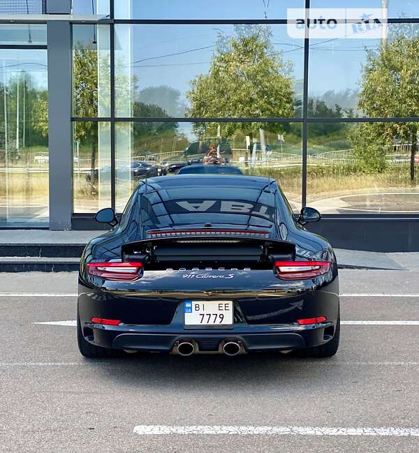 Купе Porsche 911 2016 в Киеве