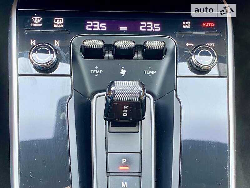 Купе Porsche 911 2019 в Києві