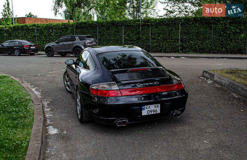 Купе Porsche 911 2002 в Киеве фото 13 Купе Porsche 911 2002 в Киеве