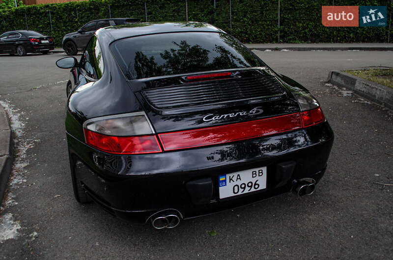 Купе Porsche 911 2002 в Киеве фото 14 Купе Porsche 911 2002 в Киеве