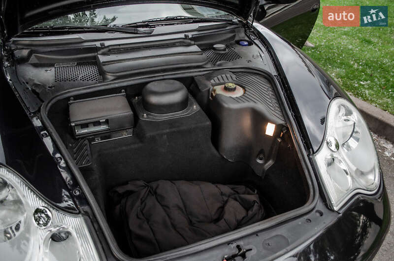 Купе Porsche 911 2002 в Киеве фото 62 Купе Porsche 911 2002 в Киеве