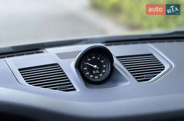 Купе Porsche 911 2019 в 