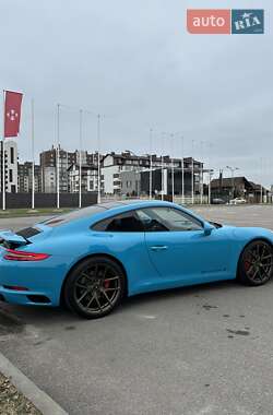 Купе Porsche 911 2016 в 
