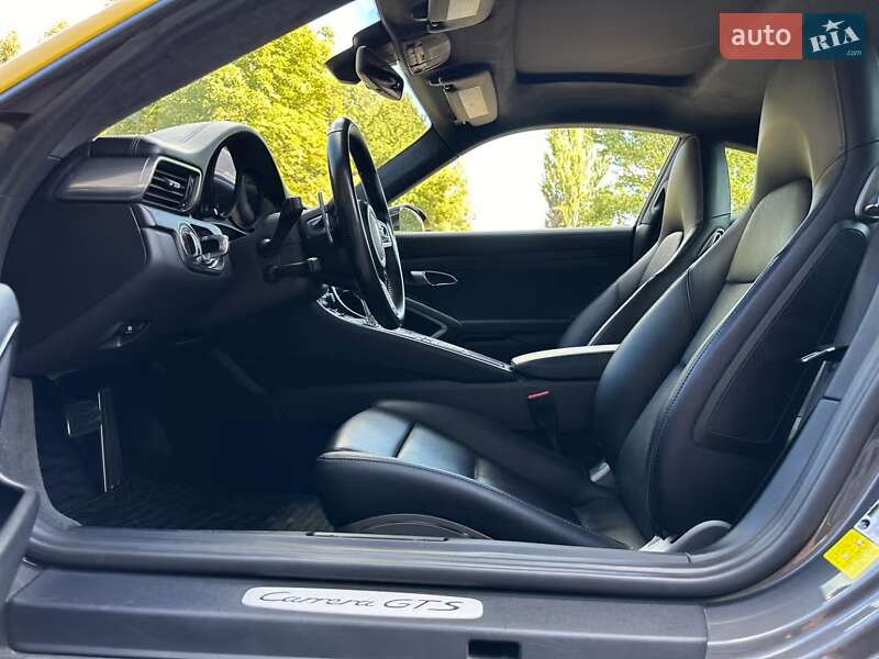 Купе Porsche 911 2017 в Днепре