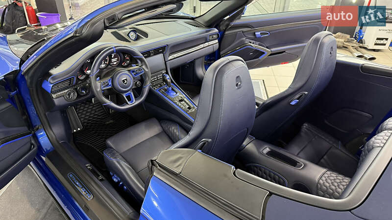 Купе Porsche 911 2013 в Дніпрі