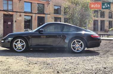 Купе Porsche 911 2006 в 