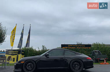 Купе Porsche 911 2010 в 