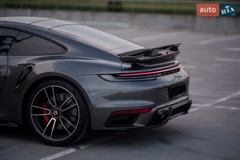 Купе Porsche 911 2021 в Киеве