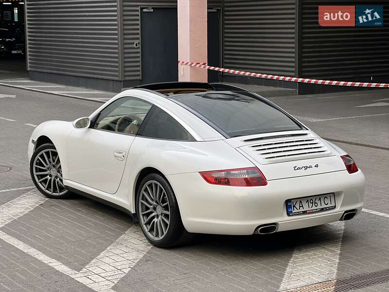 Родстер Porsche 911 2008 в Києві