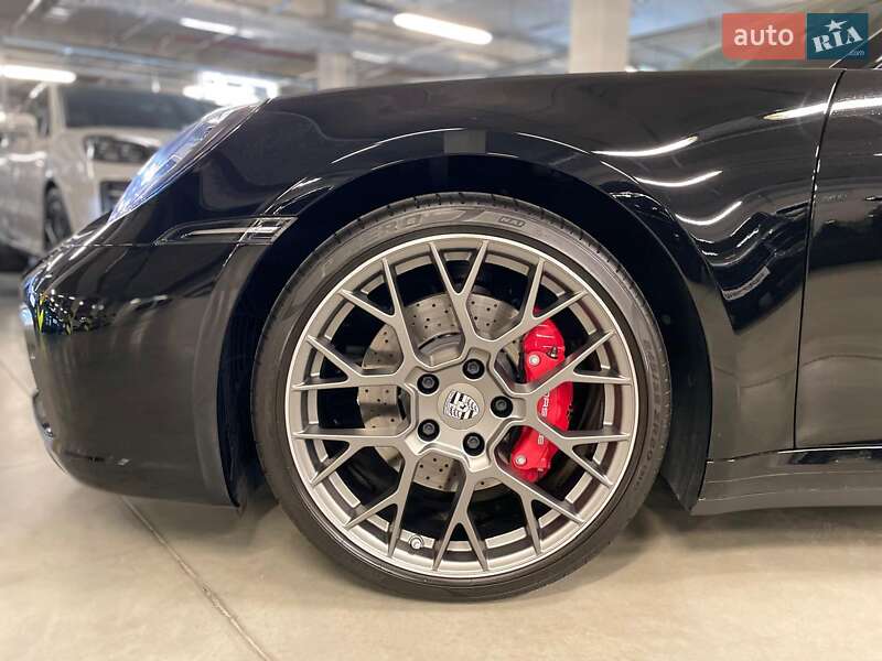 Купе Porsche 911 2022 в Киеве