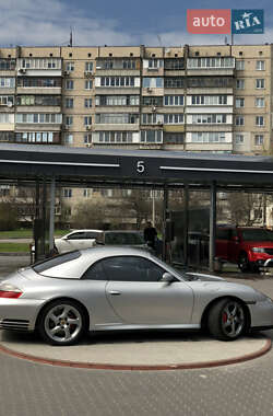 Купе Porsche 911 2004 в 