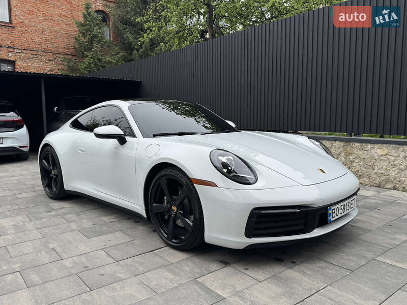 Купе Porsche 911 2020 в Киеве