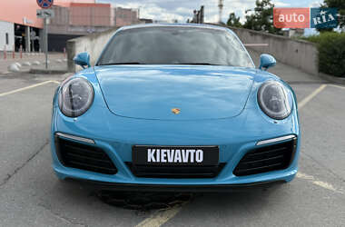 Купе Porsche 911 2016 в 