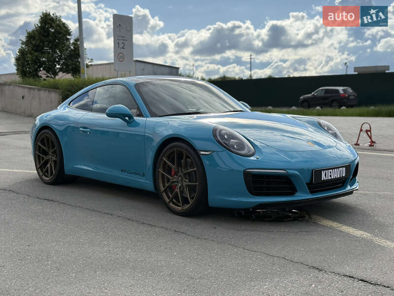 Купе Porsche 911 2016 в Києві