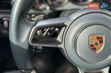 Купе Porsche 911 2016 в 