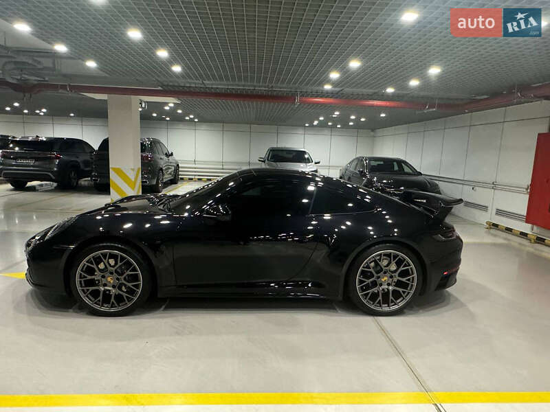 Купе Porsche 911 2023 в Києві