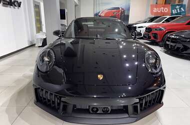 Купе Porsche 911 2025 в 