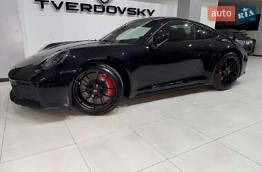 Купе Porsche 911 2025 в 