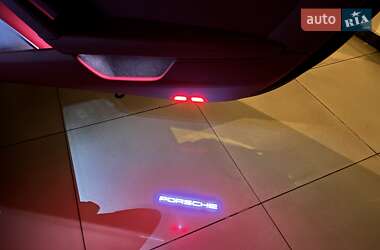 Купе Porsche 911 2025 в 