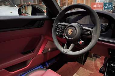 Купе Porsche 911 2025 в 