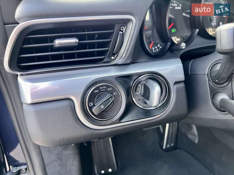 Купе Porsche 911 2014 в Киеве