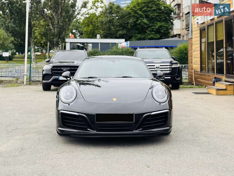 Купе Porsche 911 2016 в Киеве