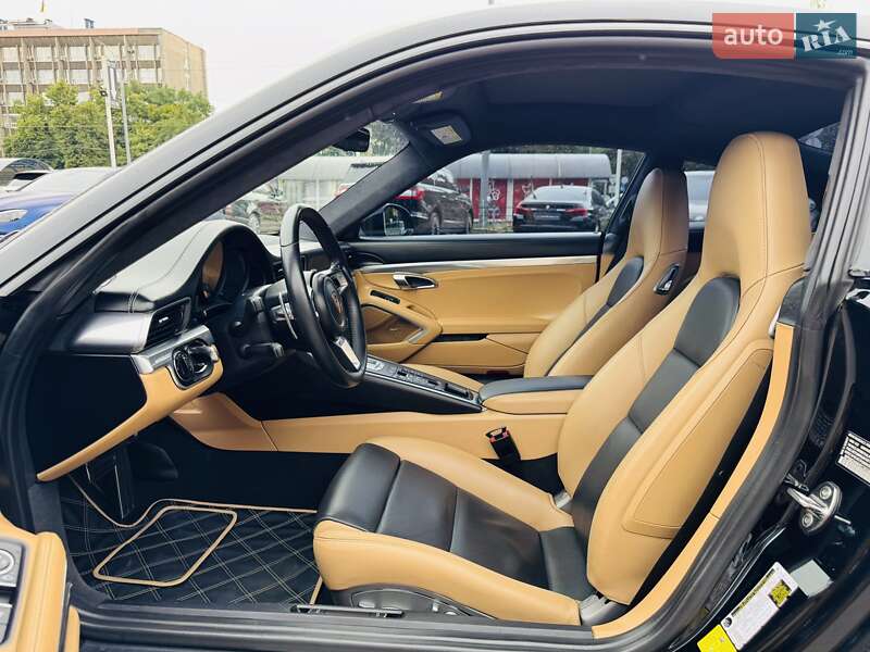 Купе Porsche 911 2016 в Киеве