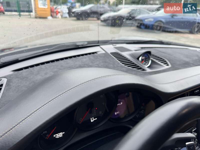 Купе Porsche 911 2016 в Киеве
