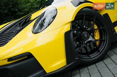Купе Porsche 911 2024 в 