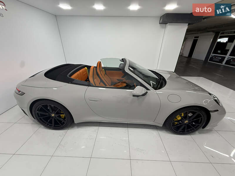 Кабриолет Porsche 911 2022 в Одессе