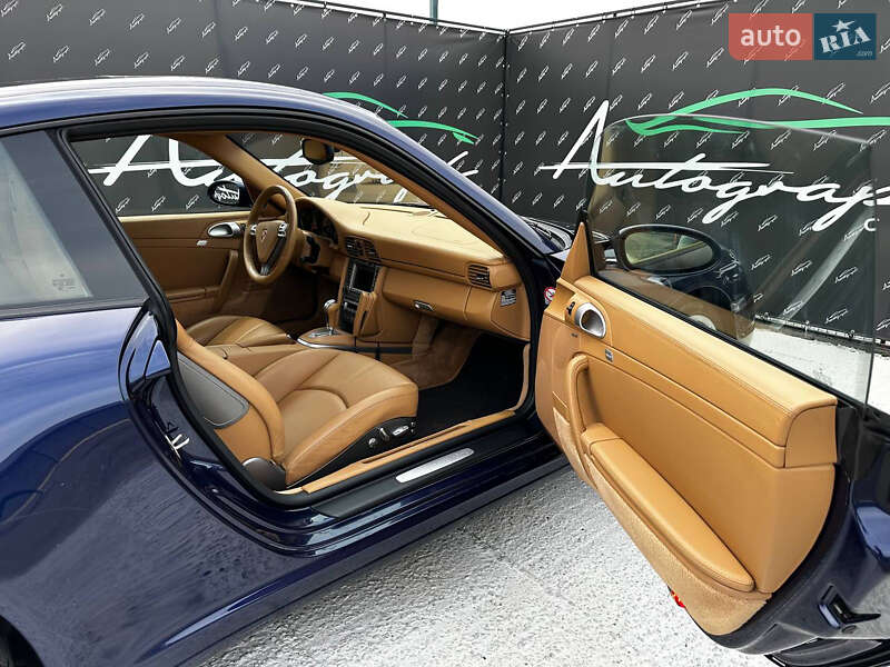 Купе Porsche 911 2006 в Киеве