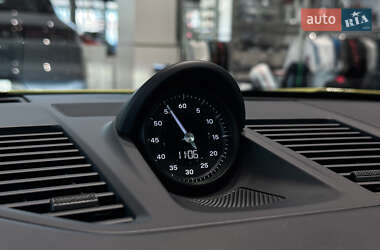 Купе Porsche 911 2024 в 
